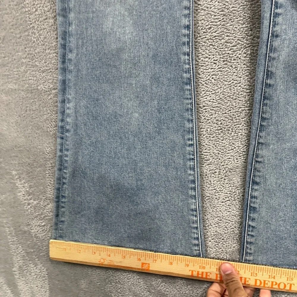 American Eagle Outfitters high rise